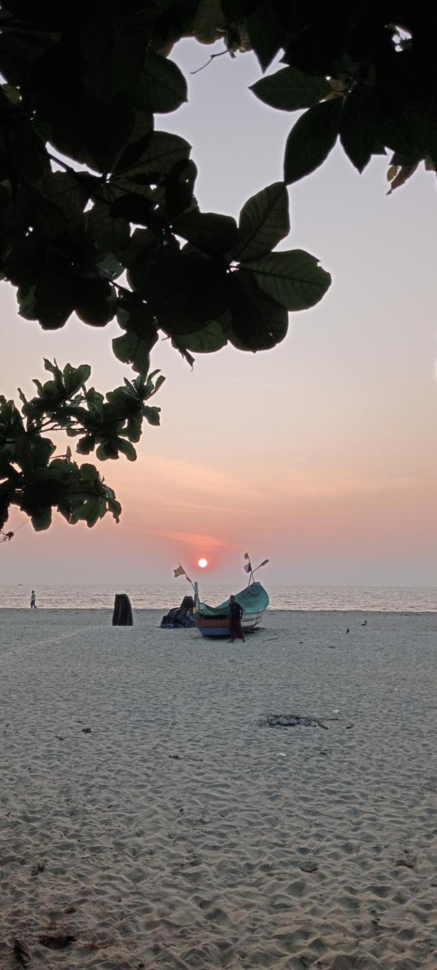 Beachcampers Only For Foreign Traveler'S Alappuzha ภายนอก รูปภาพ